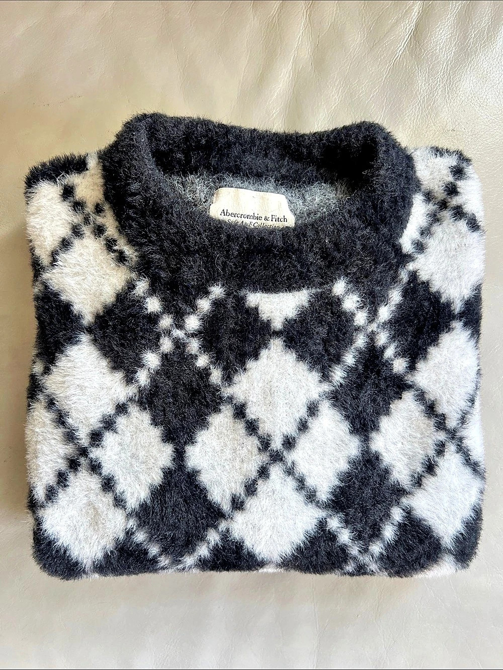 Soft Abercrombie & Fitch Cozy Soft Argyle Sweater Black & White Size Medium